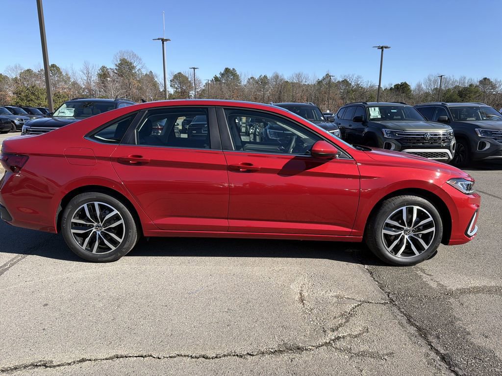 New 2026 Volkswagen Jetta SE image 4