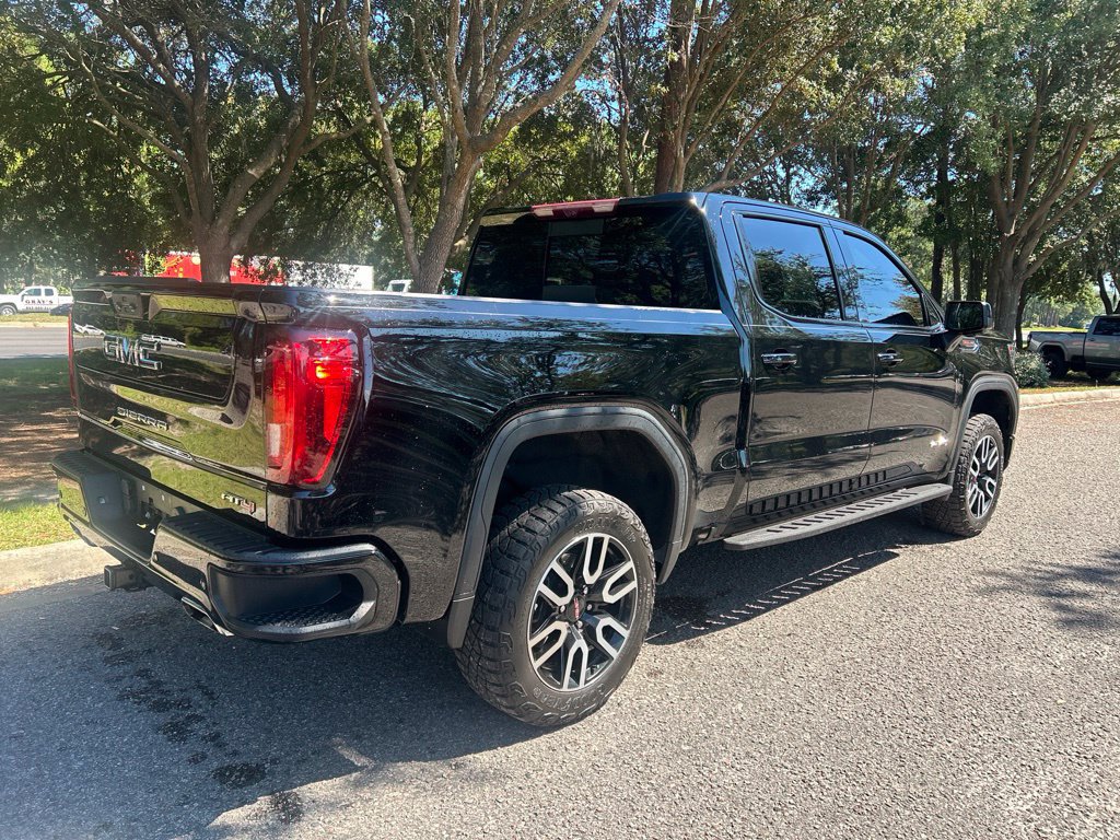 Used 2024 GMC Sierra 1500 AT4 w/ Technology Package AWD/4WD image 6