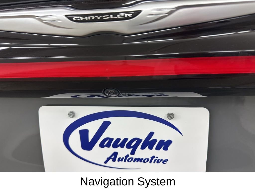 Used 2023 Chrysler Pacifica Pinnacle w/ Trailer Tow Group image 16