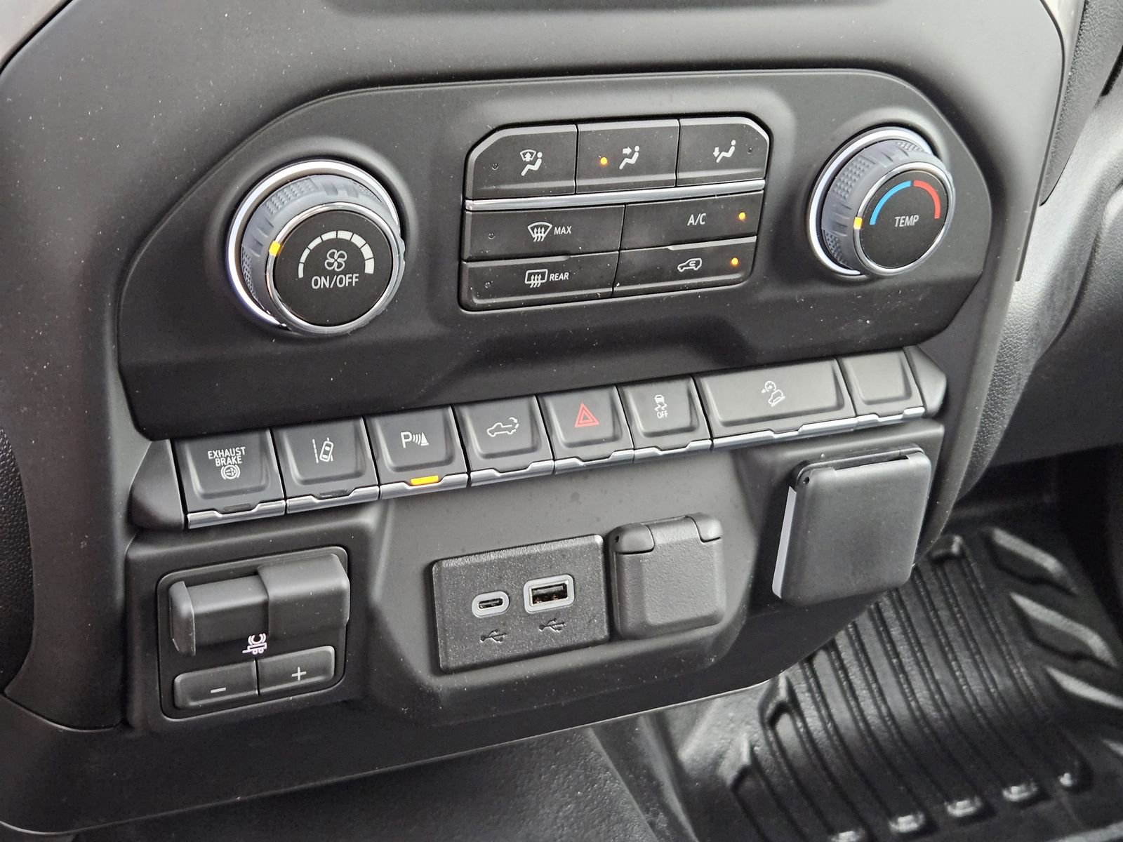 New 2026 Chevrolet Silverado 3500 W/T image 22