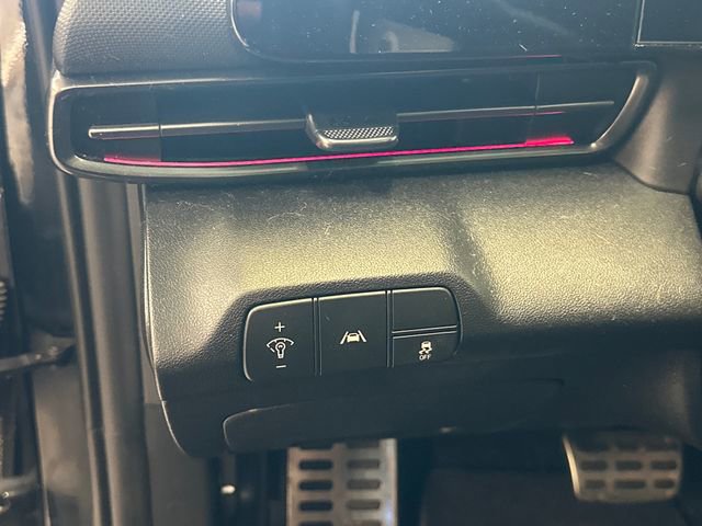 Used 2023 Hyundai Elantra N FWD image 19