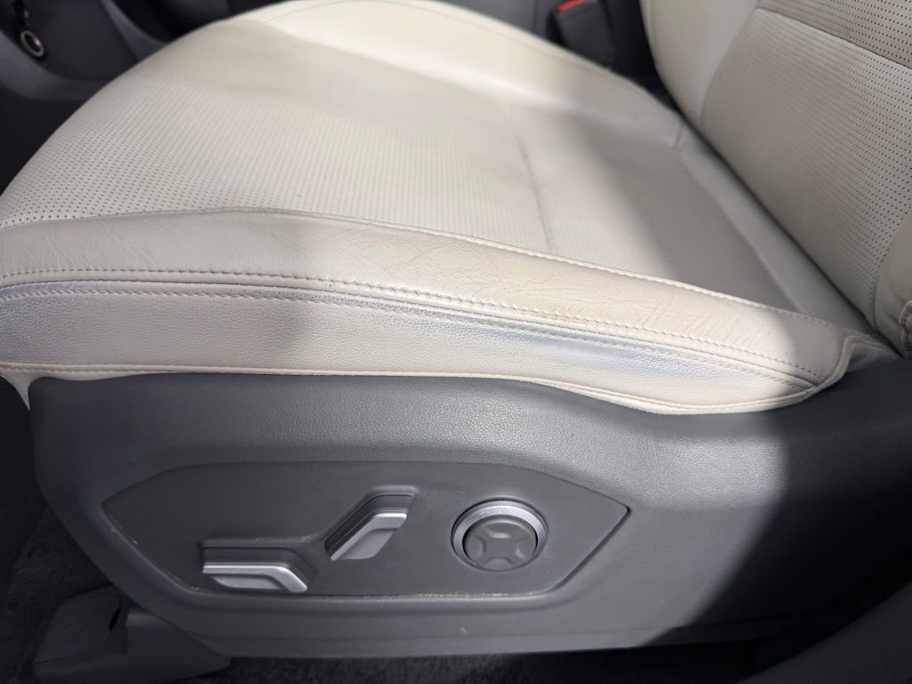 Used 2024 Hyundai Santa Fe Limited image 24