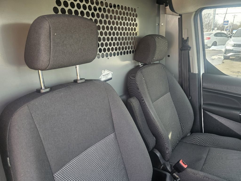 Used 2018 Ford Transit Connect XL image 42