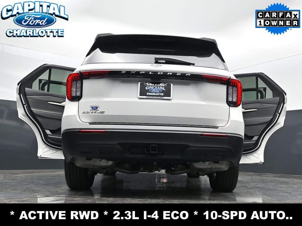 Used 2025 Ford Explorer Active RWD image 39