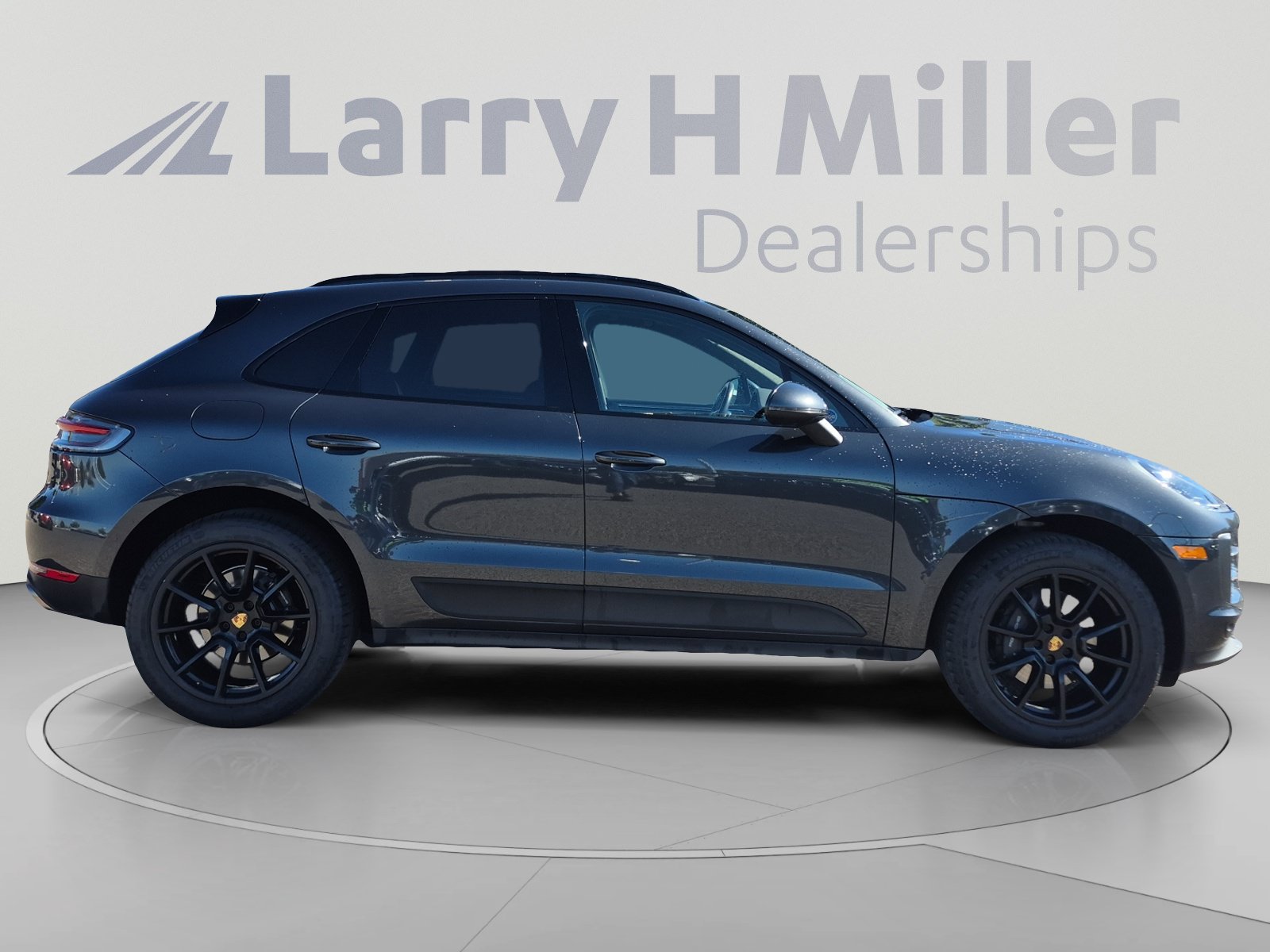 Used 2021 Porsche Macan AWD/4WD image 6