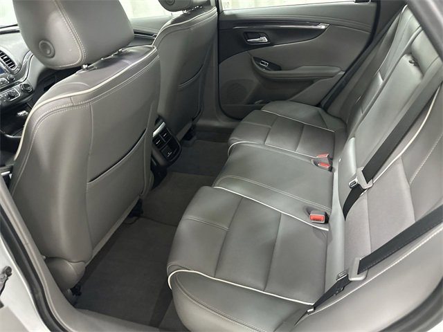 Used 2017 Chevrolet Impala Premier w/ Enhanced Convenience Package image 15