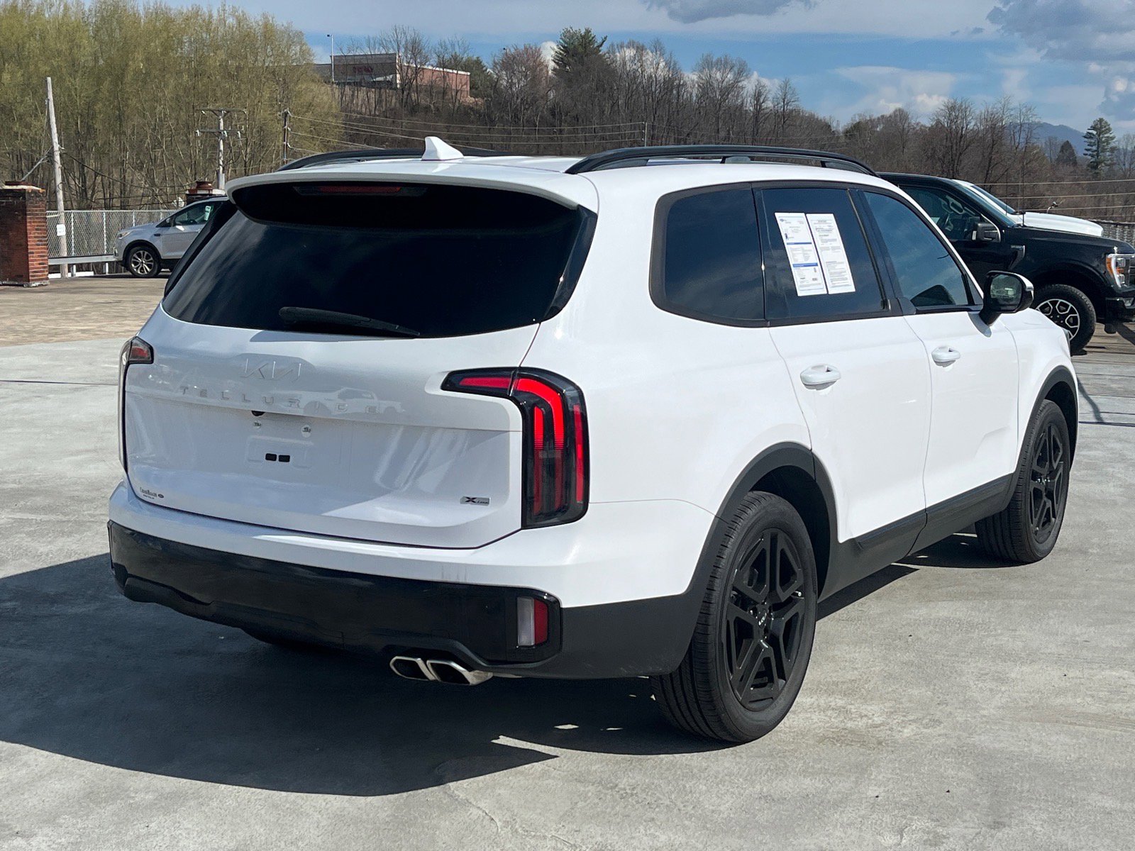 Used 2024 Kia Telluride SX Prestige X-Line AWD/4WD image 3