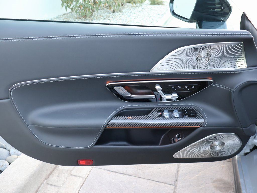 Used 2022 Mercedes-Benz SL 63 AMG SL 63 AMG image 18