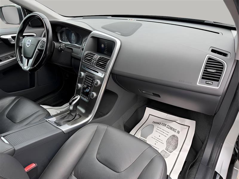 Used 2015 Volvo XC60 T5 Platinum FWD image 31