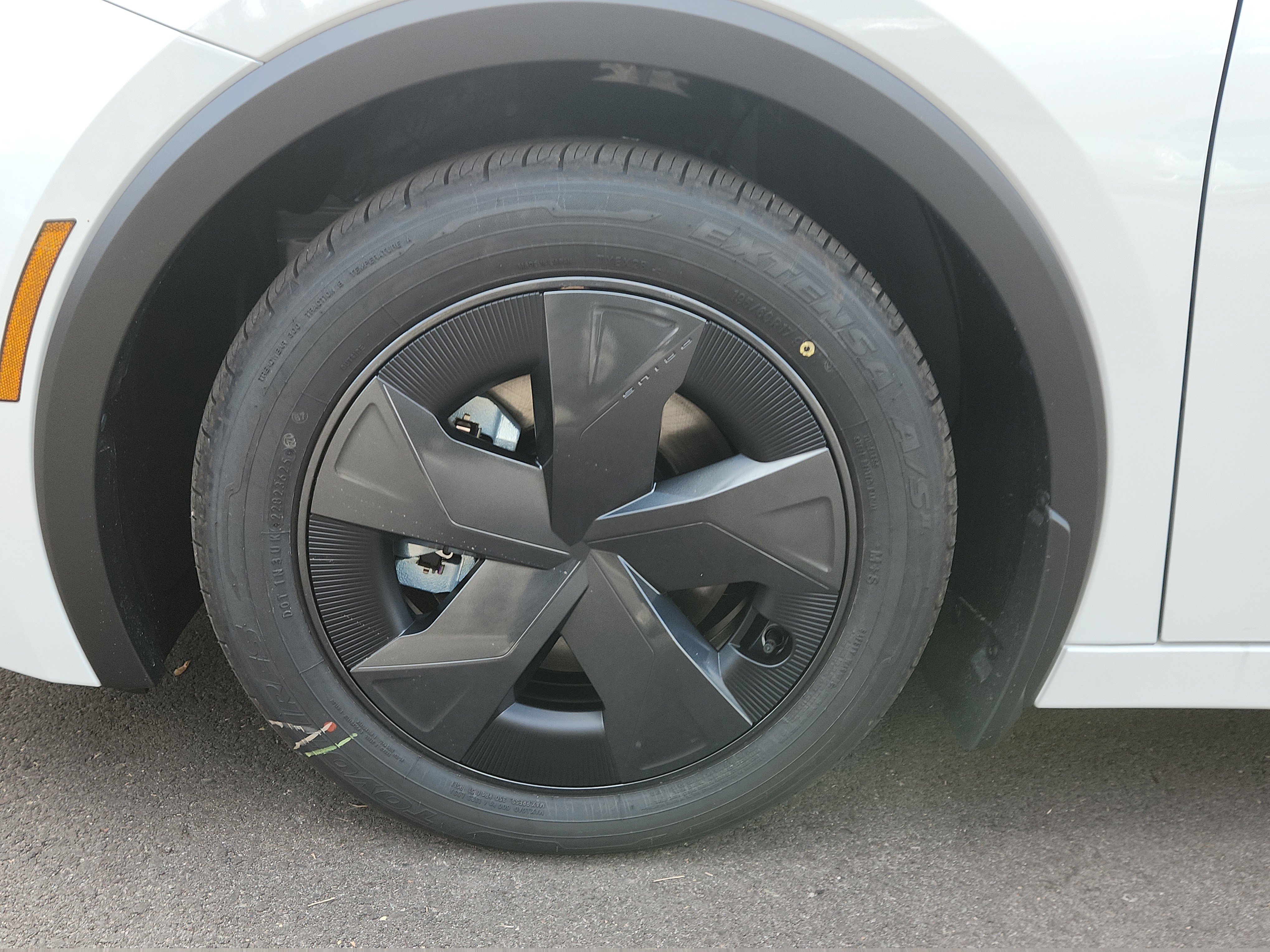 New 2026 Toyota Prius Plug-In Hybrid image 11