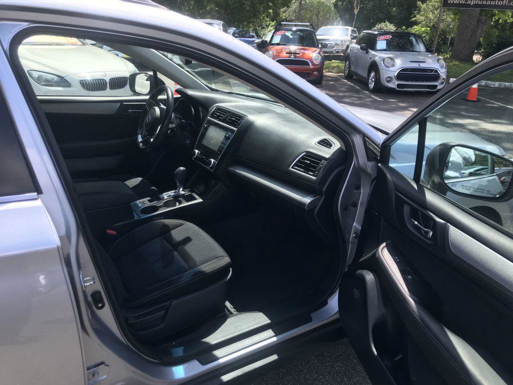 Used 2018 Subaru Outback 2.5i Premium image 7