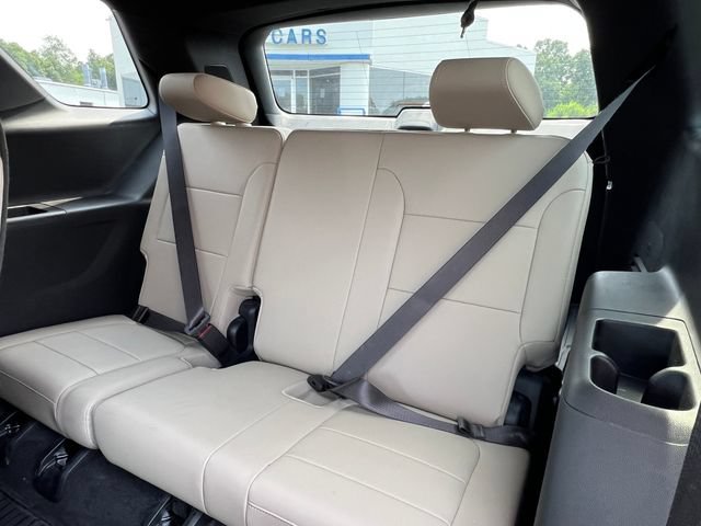 Certified 2023 Chevrolet Traverse LT w/ LT Premium Package AWD/4WD image 22