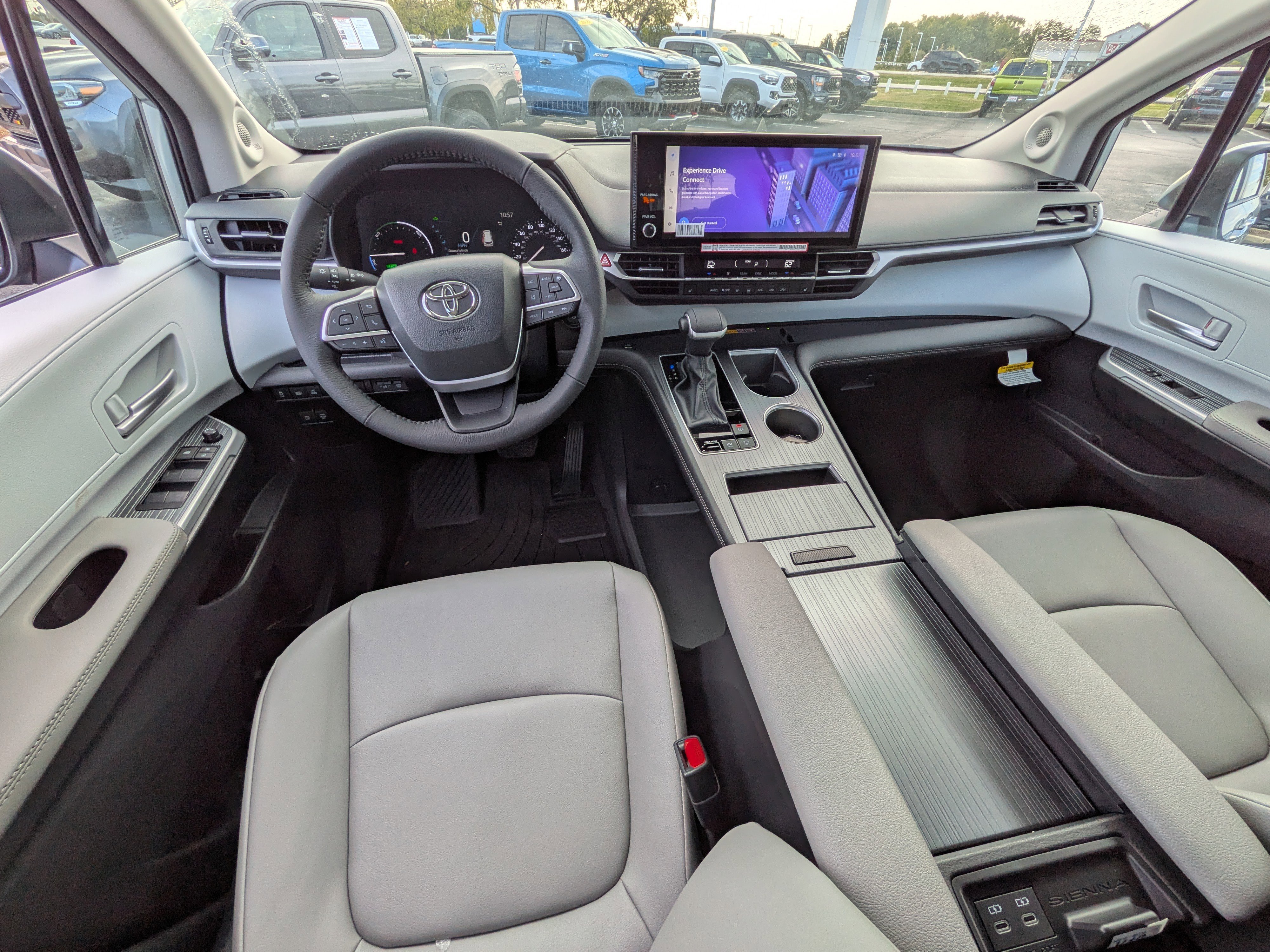 New 2025 Toyota Sienna XLE w/ XLE Plus Package image 8