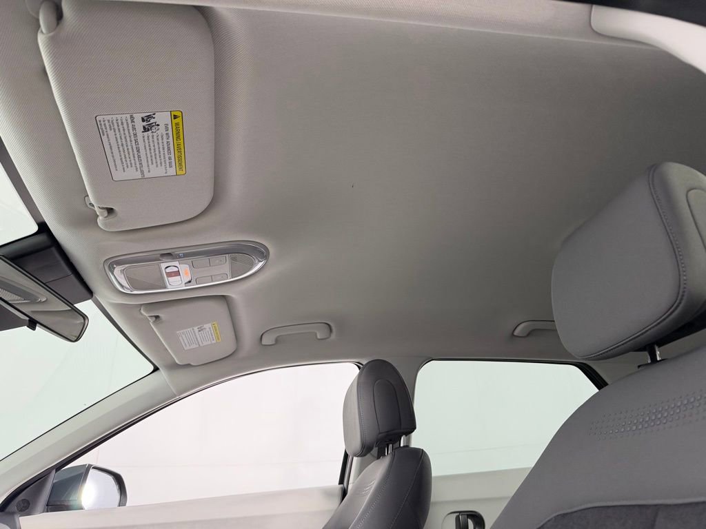 Used 2026 Hyundai Ioniq 5 SE image 24