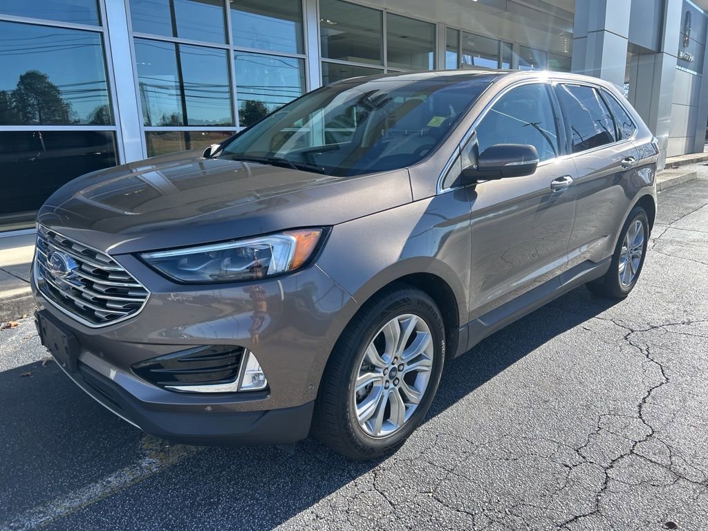 Used 2019 Ford Edge Titanium w/ Equipment Group 301A image 2