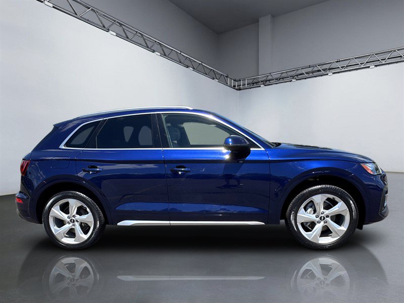 Used 2021 Audi Q5 2.0T Premium Plus w/ Premium Plus Package AWD/4WD image 3