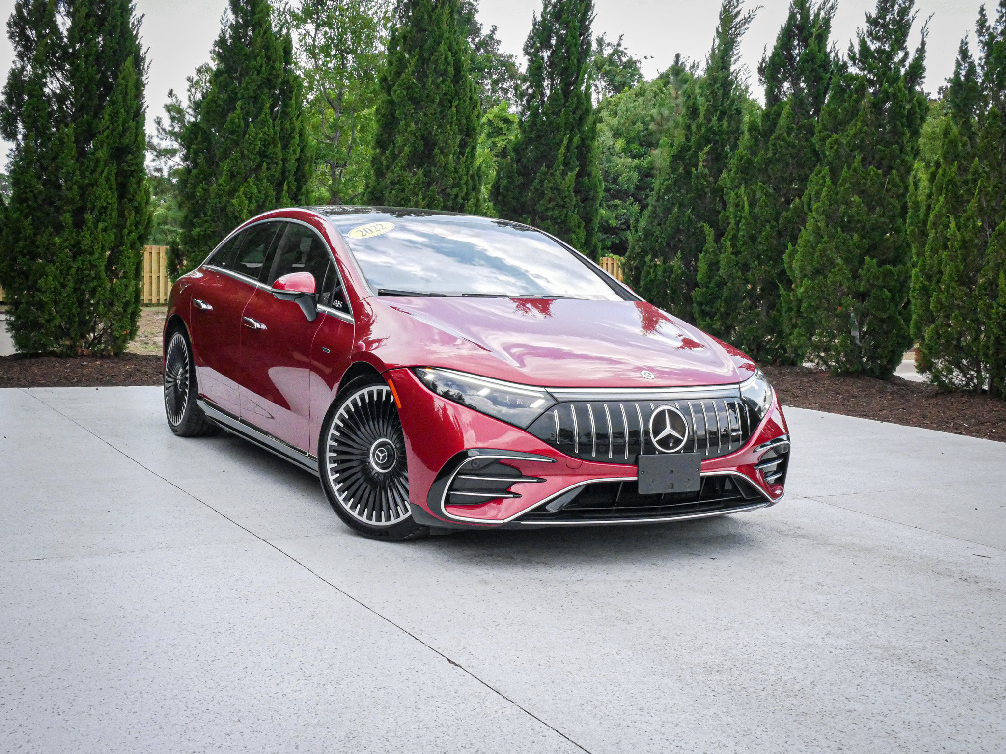 Used 2022 Mercedes-Benz EQS AMG 4MATIC video 2