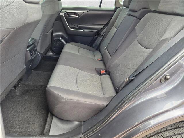 Used 2022 Toyota RAV4 XLE AWD/4WD image 19