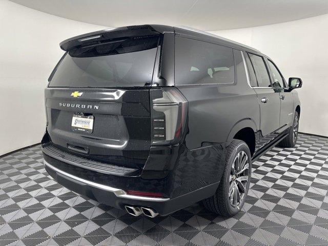 New 2026 Chevrolet Suburban High Country image 2