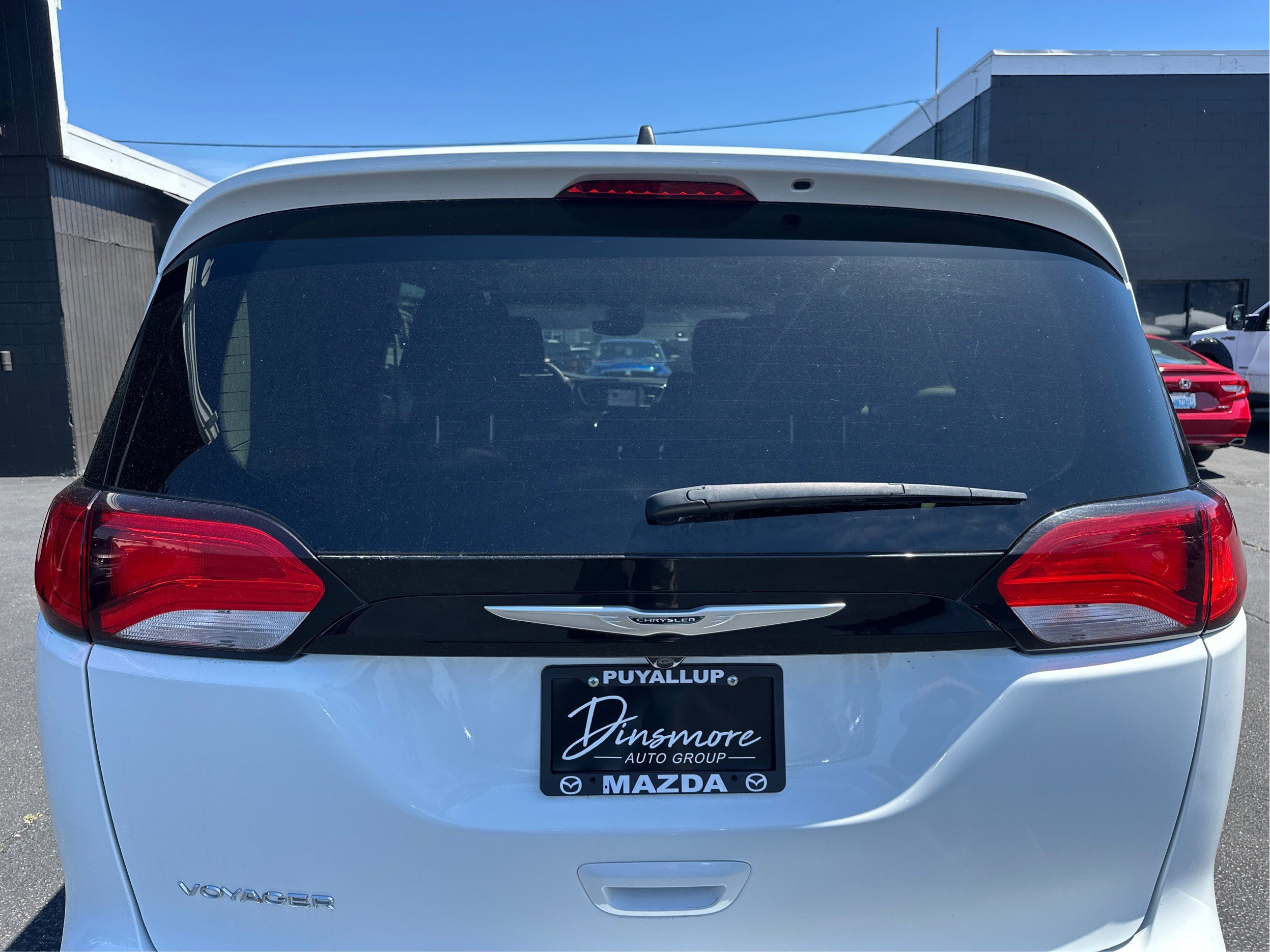 Used 2023 Chrysler Voyager LX FWD image 26