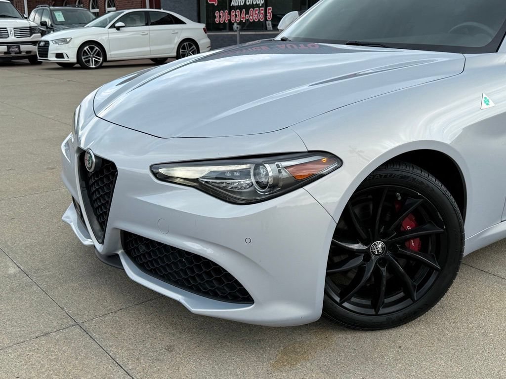 Used 2022 Alfa Romeo Giulia Sprint AWD/4WD image 23