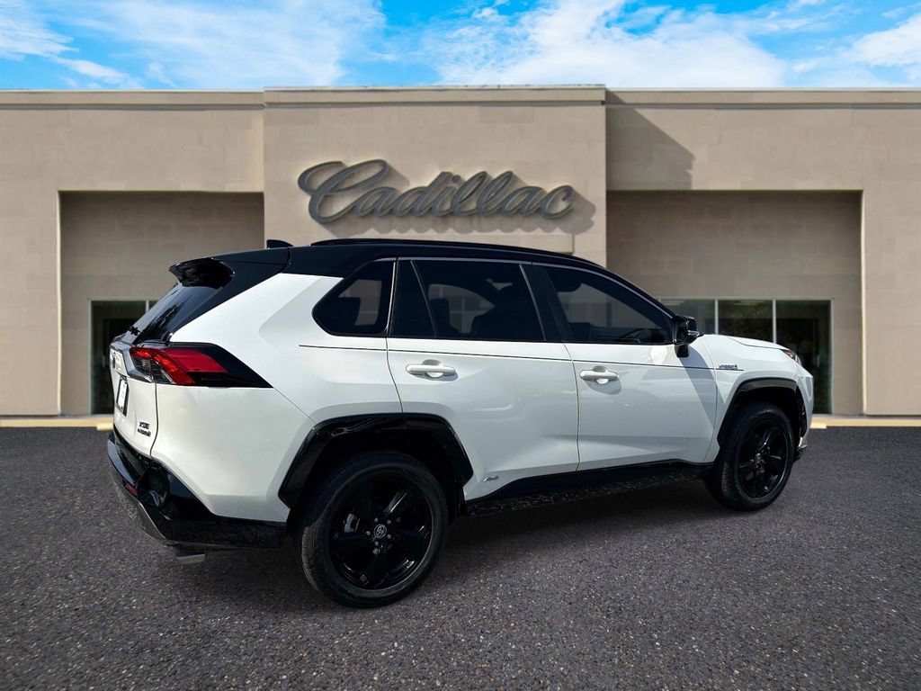 Used 2020 Toyota RAV4 XSE w/ XSE Grade Weather Package AWD/4WD image 3