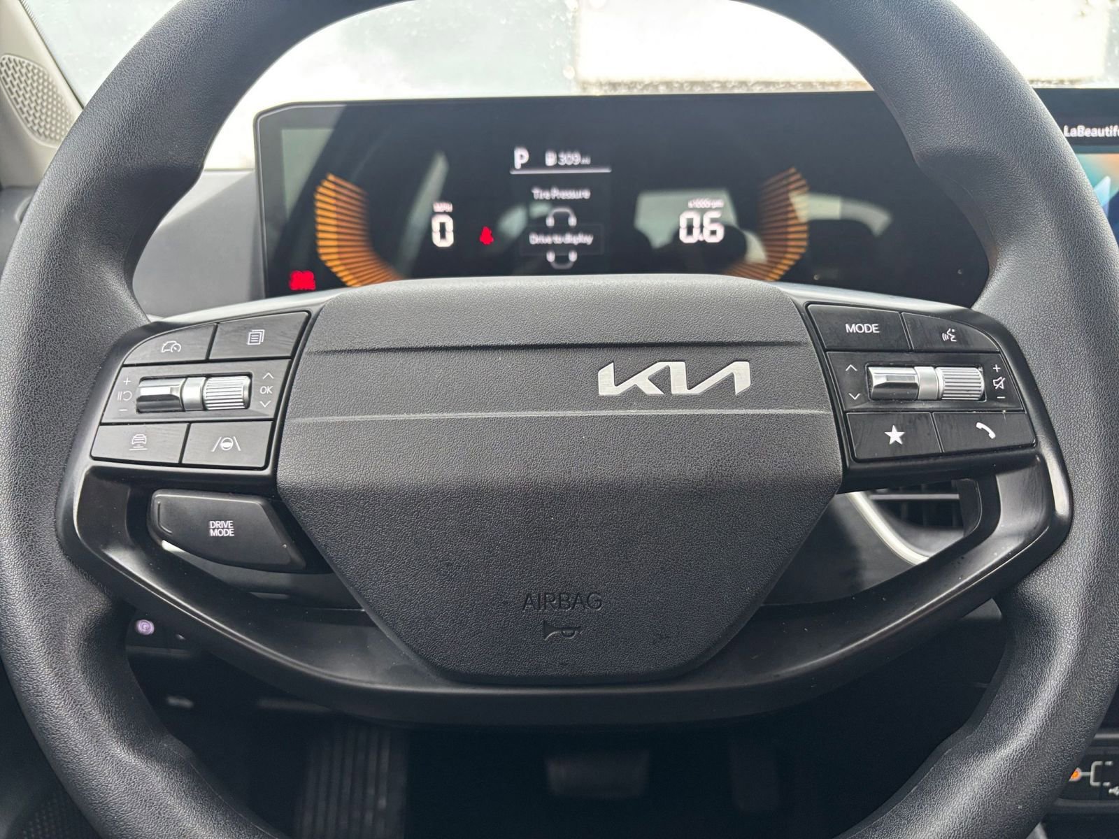 Used 2025 Kia K4 FWD image 27
