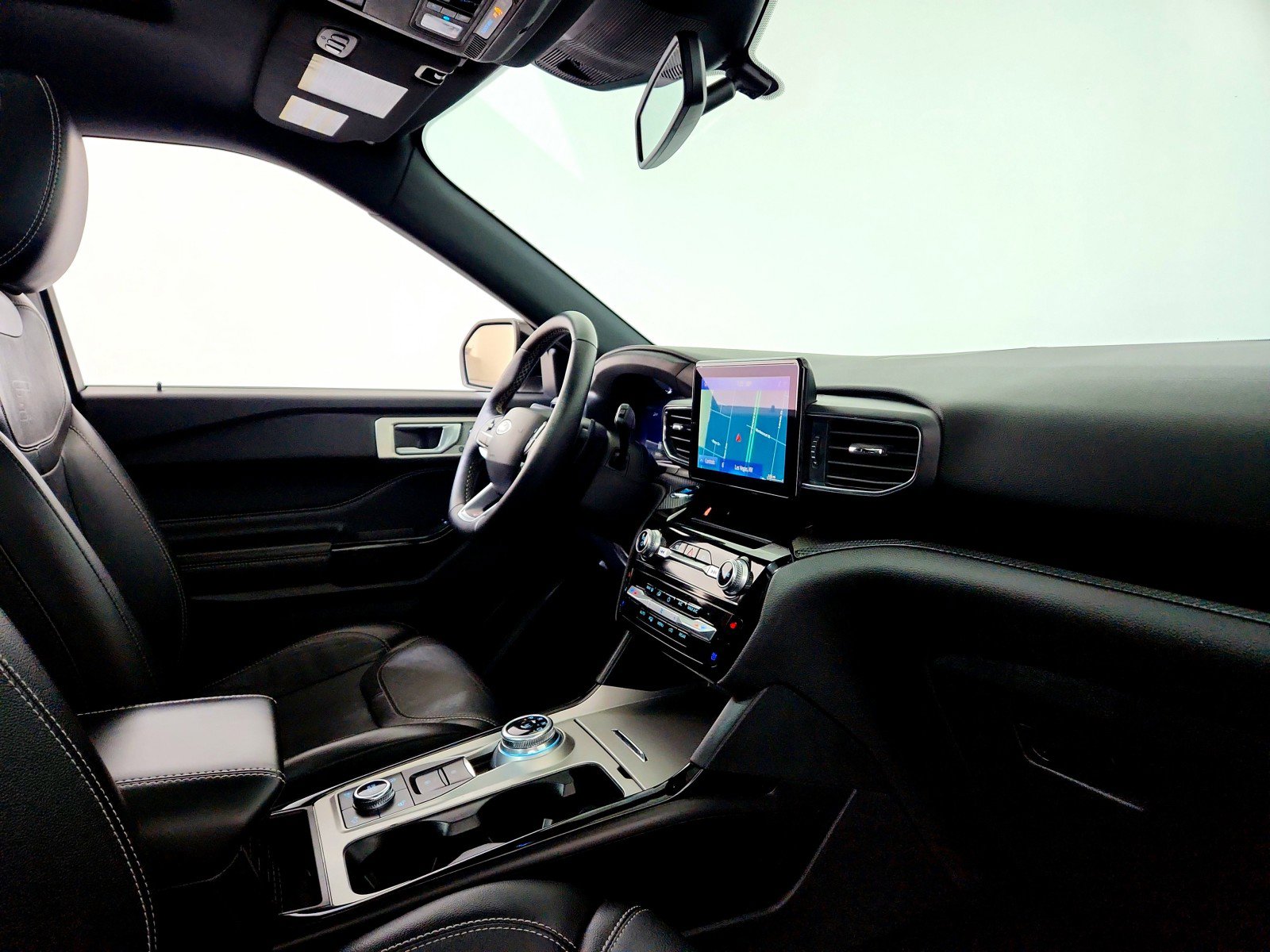 Used 2022 Ford Explorer ST w/ Equipment Group 401A image 18