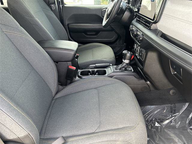 Certified 2024 Jeep Wrangler Unlimited Sahara image 12