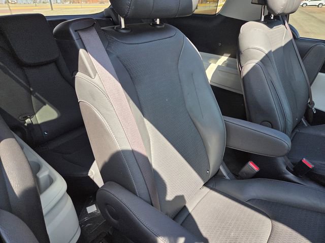 Used 2024 Kia Carnival SX Prestige FWD image 46