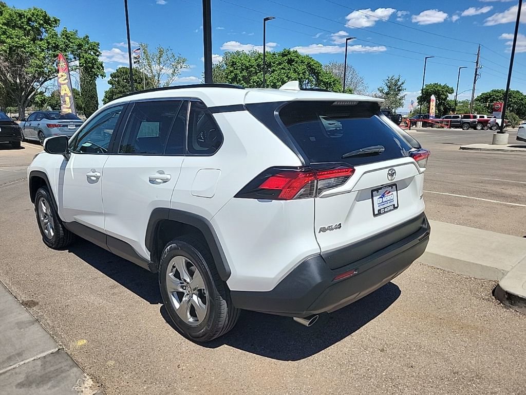 Used 2023 Toyota RAV4 XLE image 5