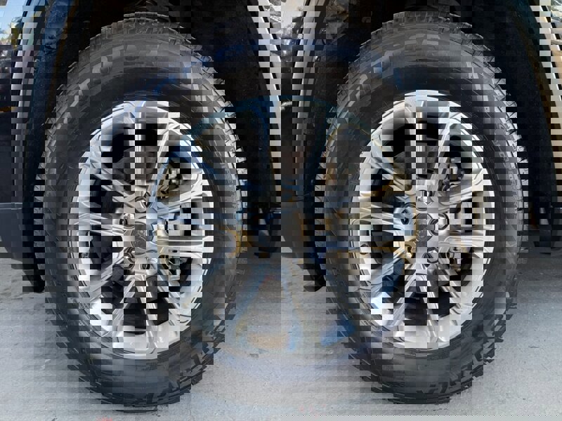 Used 2015 Jeep Grand Cherokee Limited image 40