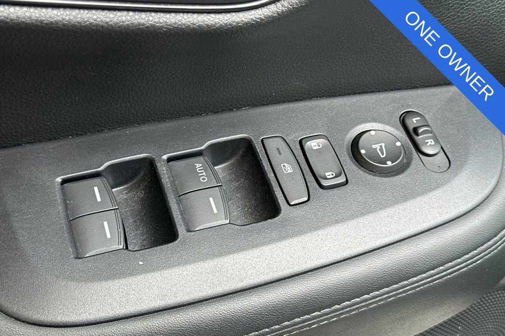 Used 2024 Honda HR-V LX image 12