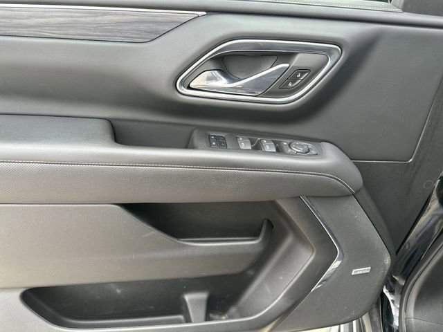 Certified 2023 GMC Yukon XL SLT w/ SLT Luxury Package image 17