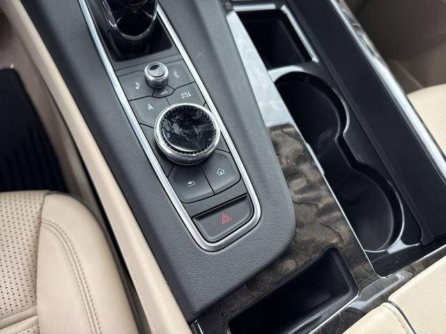 Used 2021 Cadillac Escalade Premium Luxury w/ Driver Assist Tech Package AWD/4WD image 21
