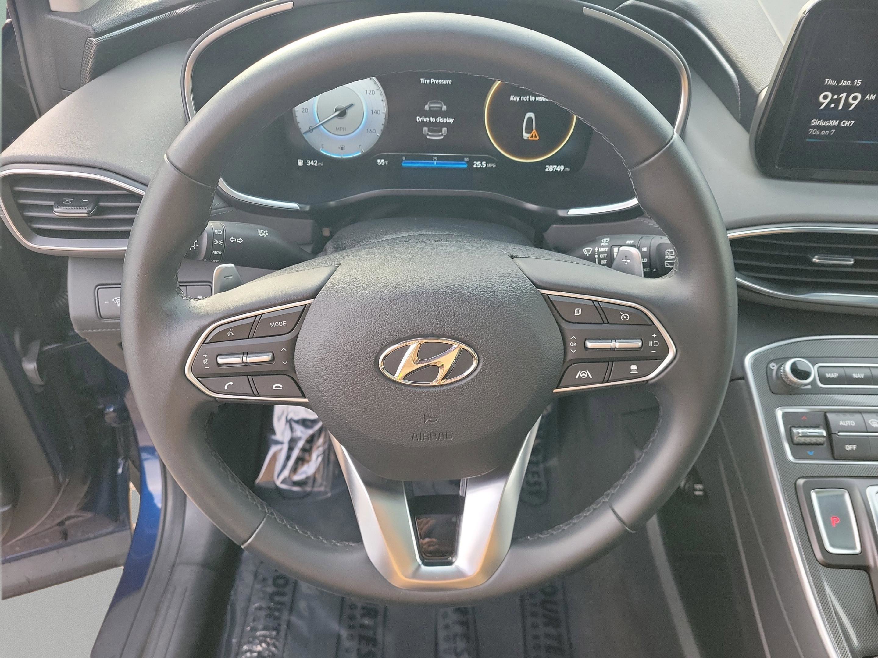 Used 2023 Hyundai Santa Fe SEL w/ Premium Package image 24