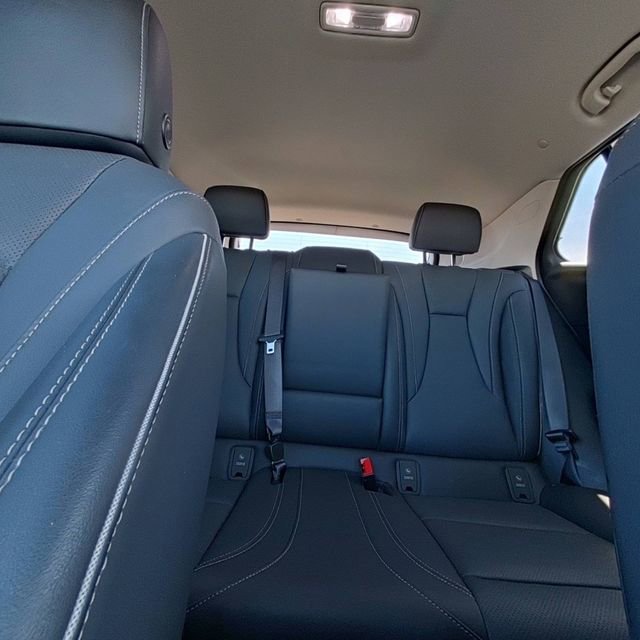 Used 2023 Buick Envision Essence FWD image 26