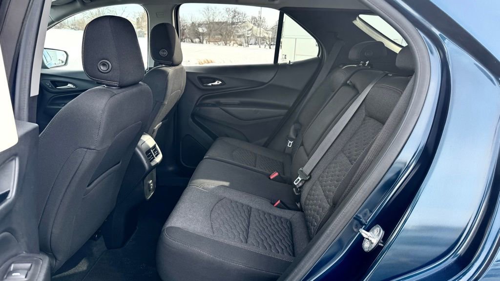 Used 2020 Chevrolet Equinox LT w/ Driver Convenience Package image 15
