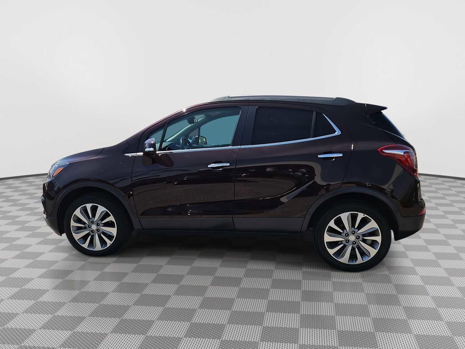 Used 2018 Buick Encore Preferred image 5