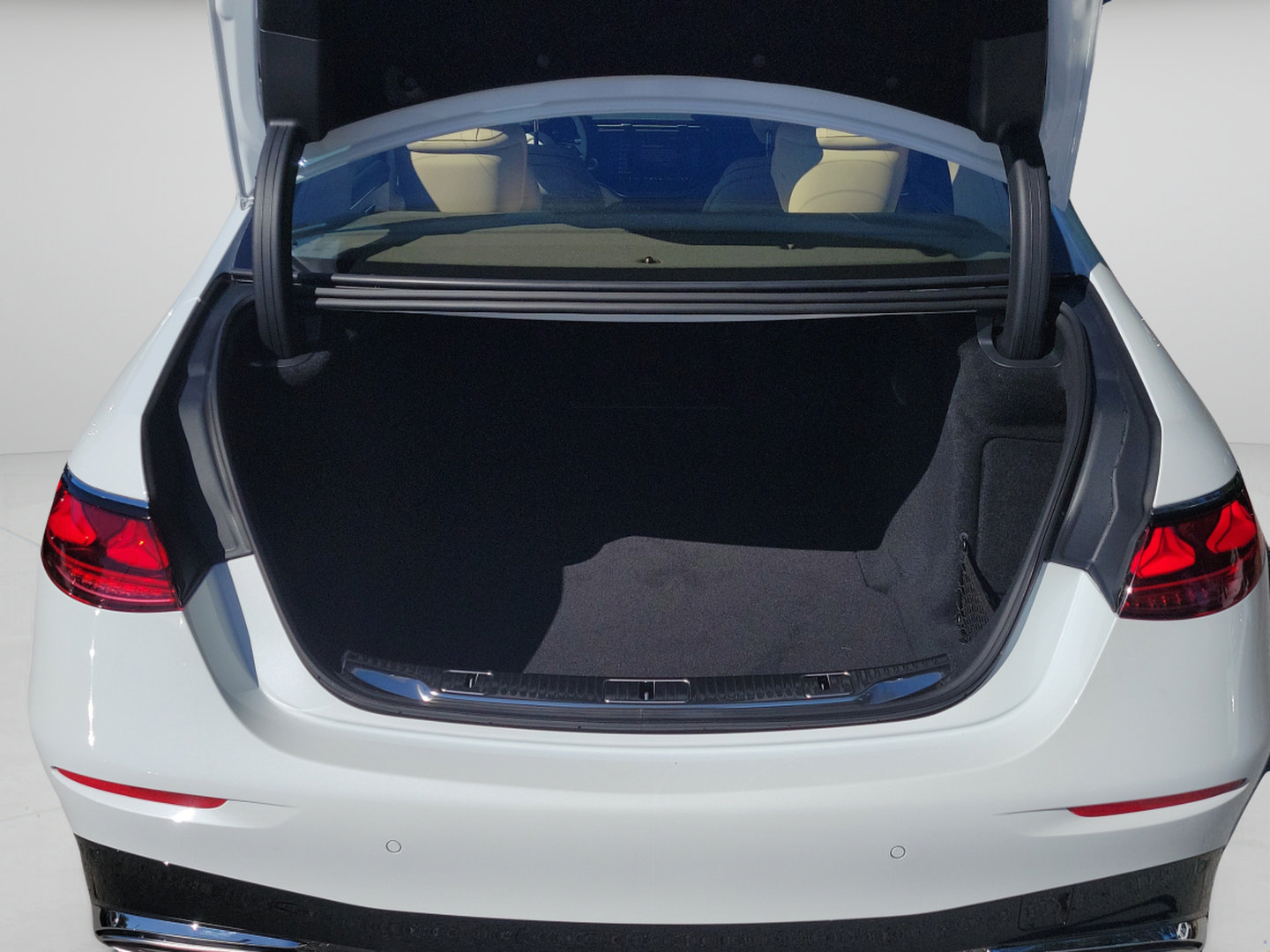 New 2027 Mercedes-Benz S 580 4MATIC Sedan image 5