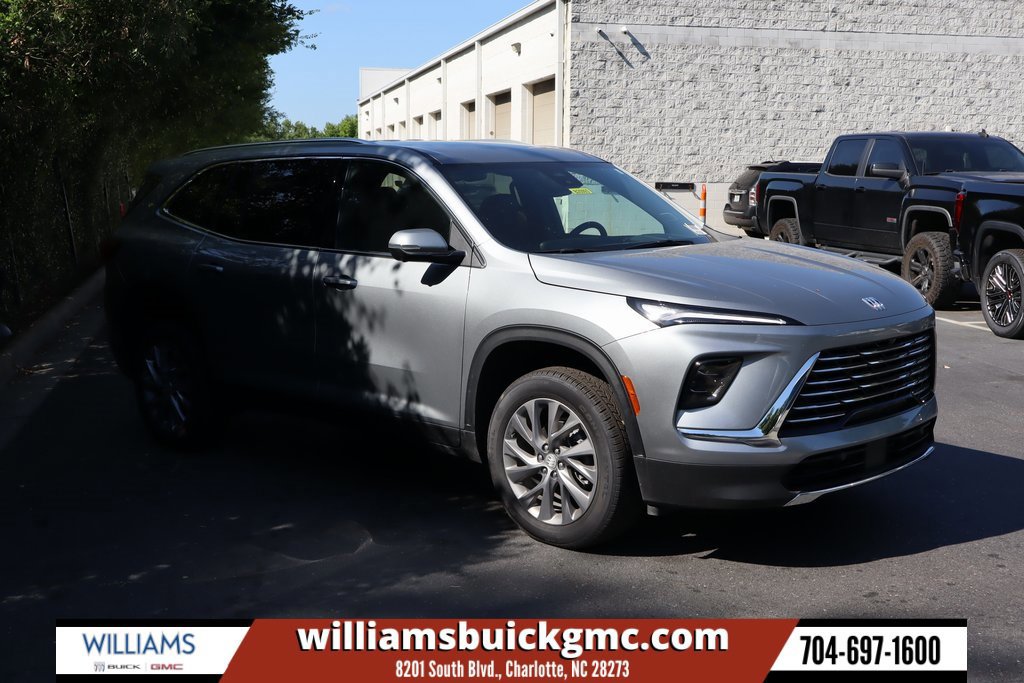 New 2025 Buick Enclave Preferred