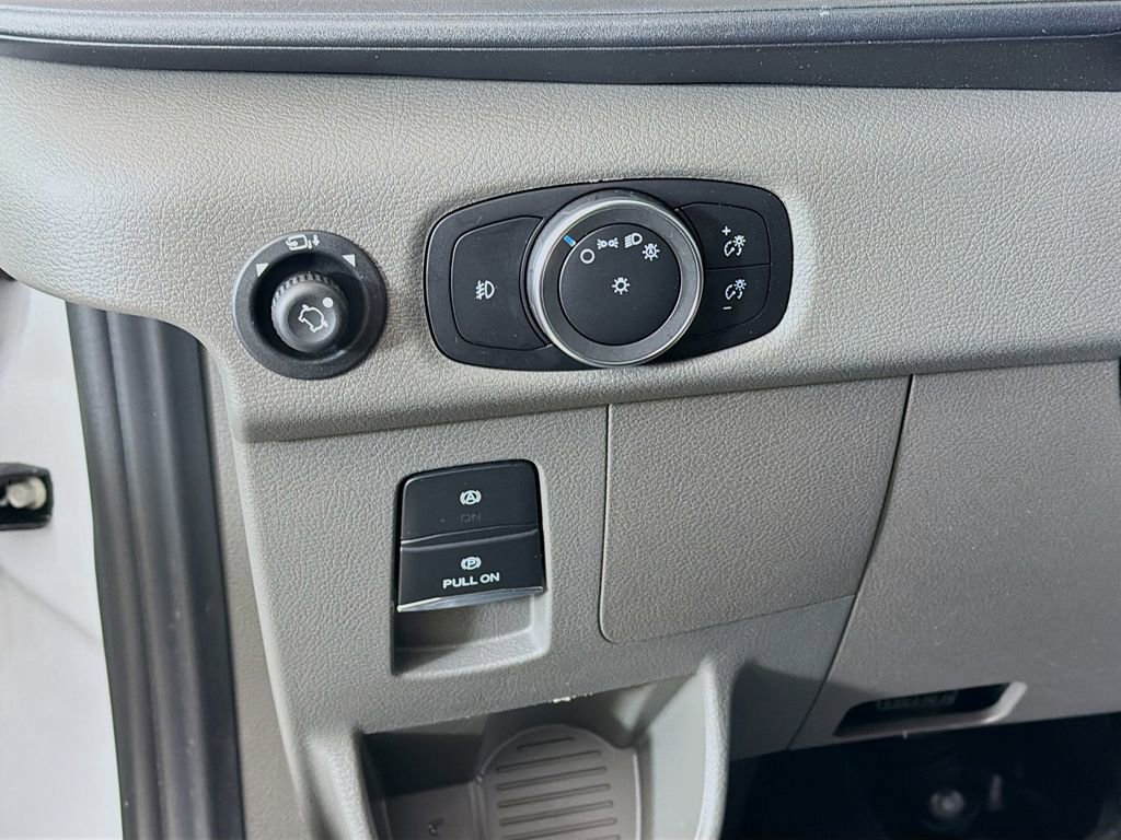 Used 2024 Ford Transit 350 XLT image 28