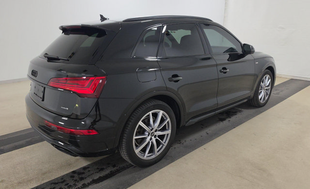 Used 2023 Audi Q5 e Premium Plus w/ Premium Plus Package AWD/4WD image 3