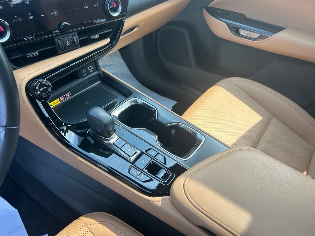 Used 2025 Lexus NX 350 AWD w/ Accessory Package (2T) image 13