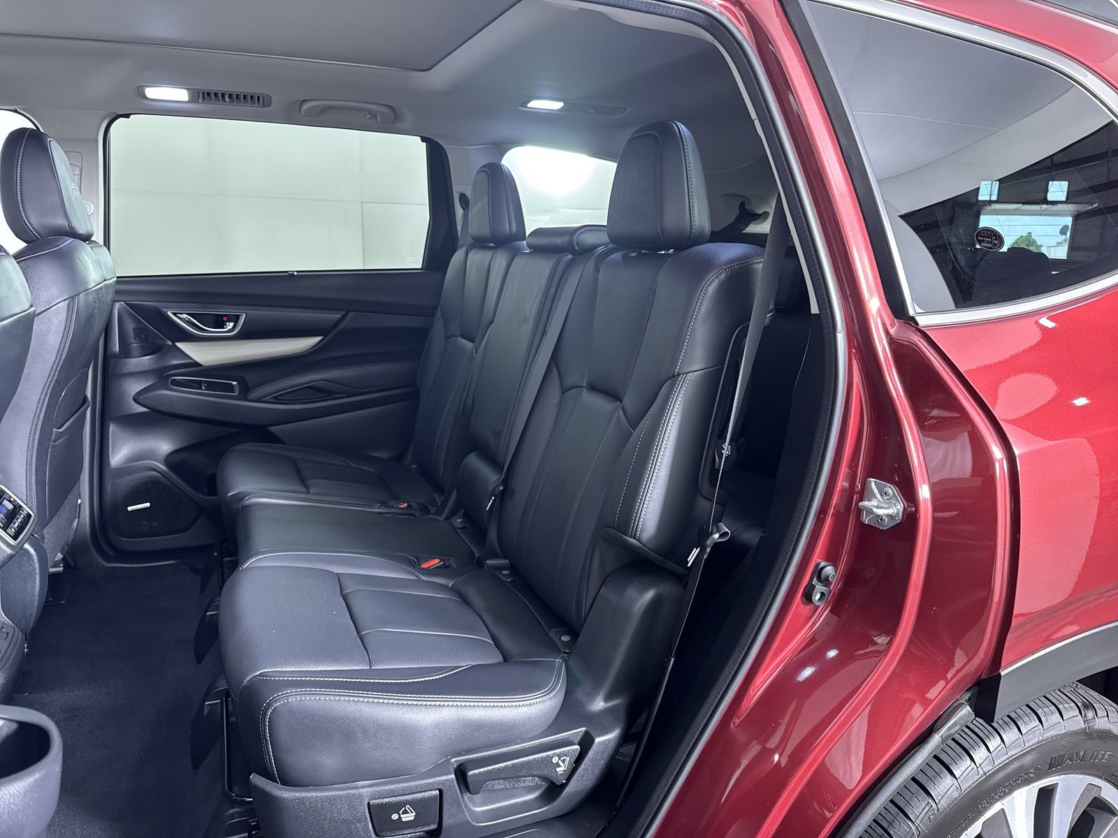 Used 2021 Subaru Ascent Limited w/ Technology Package AWD/4WD image 23