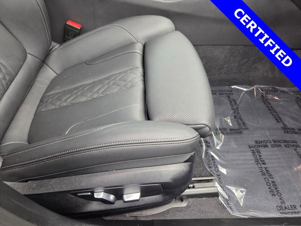 Certified 2023 BMW 530e 530e iPerformance w/ Premium Package image 17