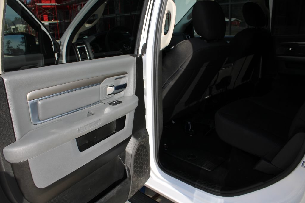 Used 2019 RAM 1500 Warlock AWD/4WD image 10