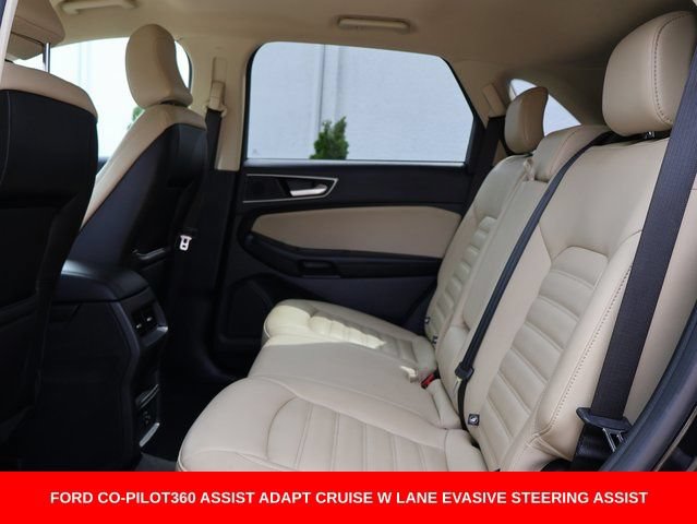 Used 2022 Ford Edge SEL AWD/4WD image 16