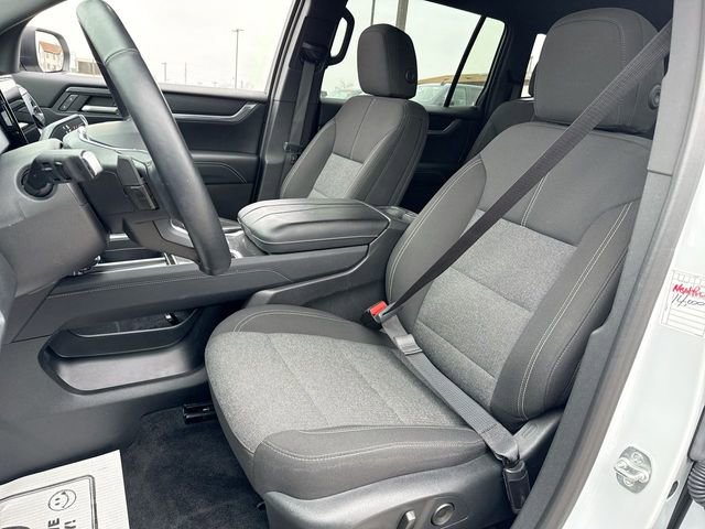 Used 2025 GMC Acadia Elevation image 11