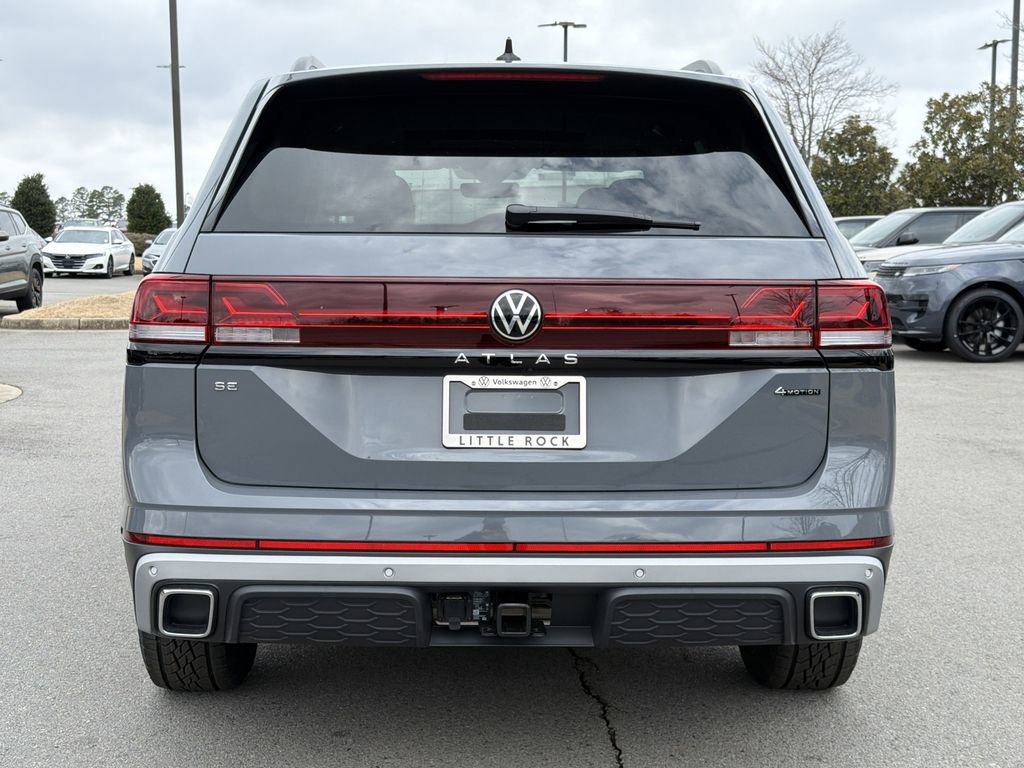New 2026 Volkswagen Atlas Peak Edition image 4